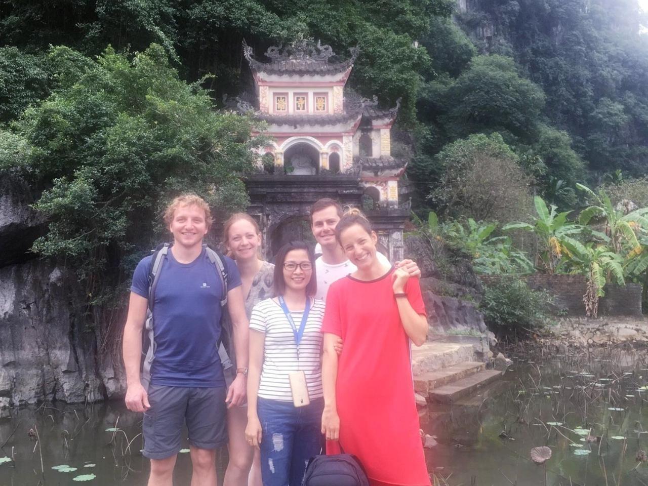 Ha Lan Homestay Ниньбинь Экстерьер фото